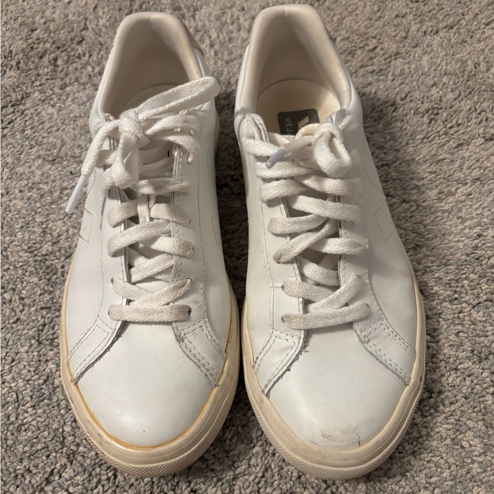 White Lace-Up Sneakers Veja Esplar women’s 7